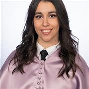 Graduada en Educación y Máster en Psicopedagogía, doy clases tanto a Infantil o Primaria como los primeros niveles de la ESO